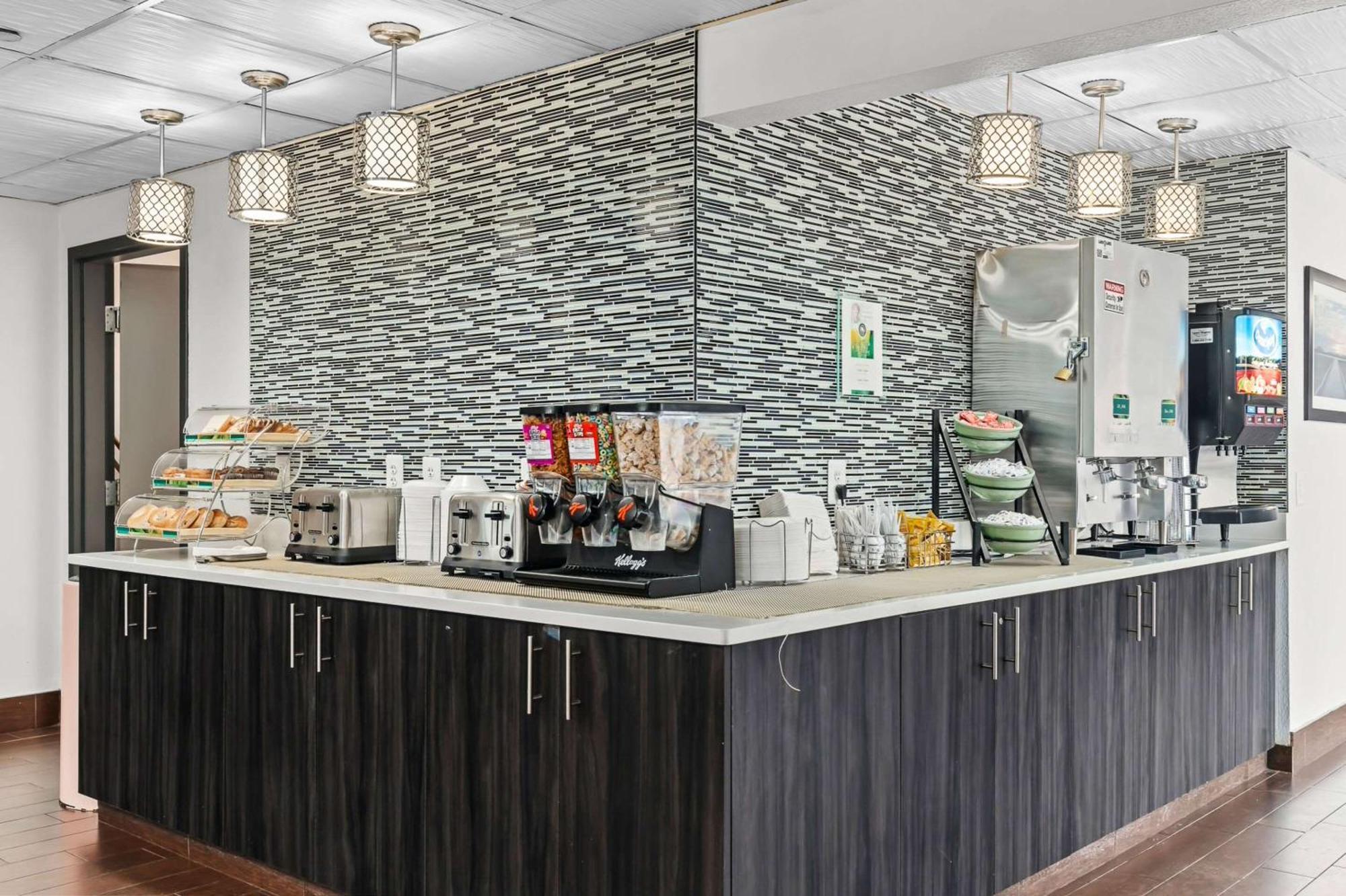 Quality Inn & Suites Mall Of America - Msp Airport Блумінгтон Екстер'єр фото