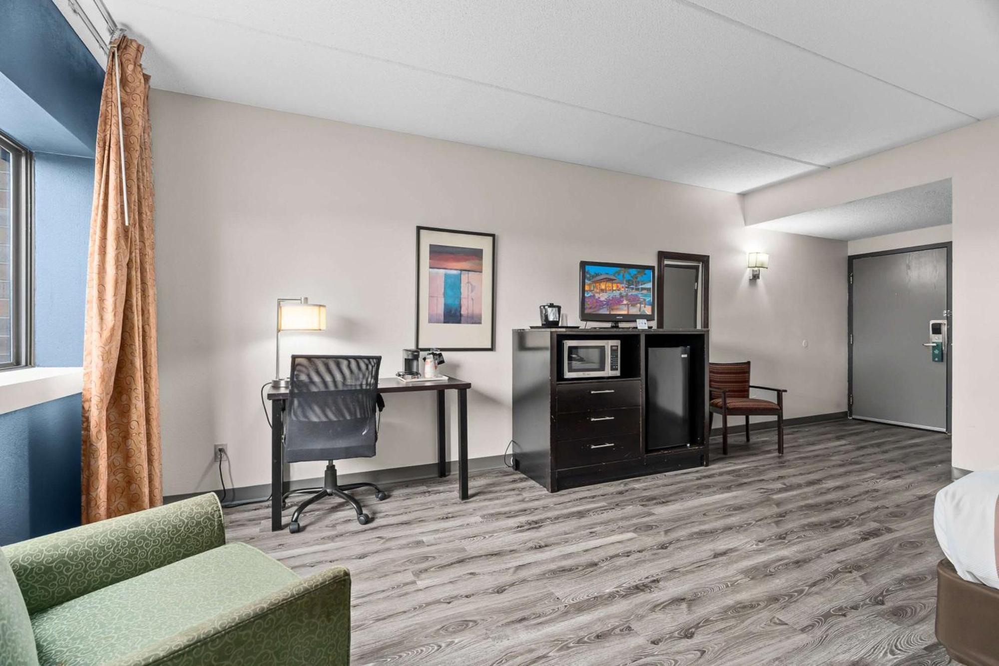 Quality Inn & Suites Mall Of America - Msp Airport Блумінгтон Екстер'єр фото